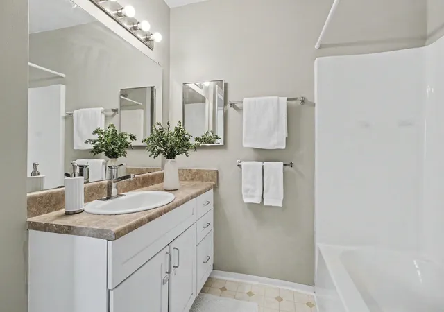 Photo 4 of Condo for sale at 2103 Stone School Cir, Ann Arbor, MI 48108 | MLS# 81026025076 | Listing updated on 2026-09-16