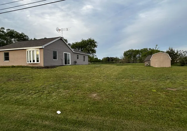5th image of 13636 S Mason Dr, Grant, MI 49327 | MLS# 65026025126