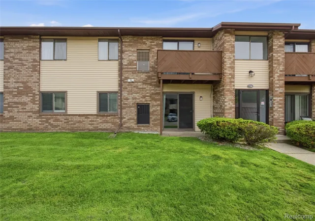 Homes for sale in Westland City Wayne, MI | 7708 Manor Cir #103, Westland City Wayne, MI 48185 | MLS# 20261038718