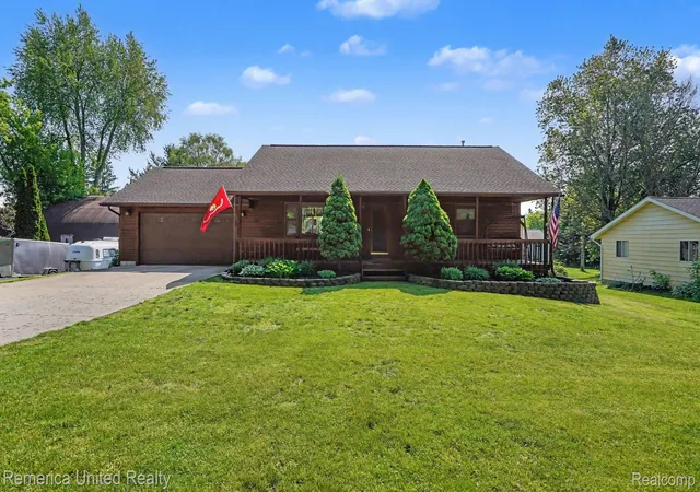 Homes for sale in Fowlerville Village Livingston, MI | 339 S Collins St, Fowlerville Village Livingston, MI 48836 | MLS# 20261038723