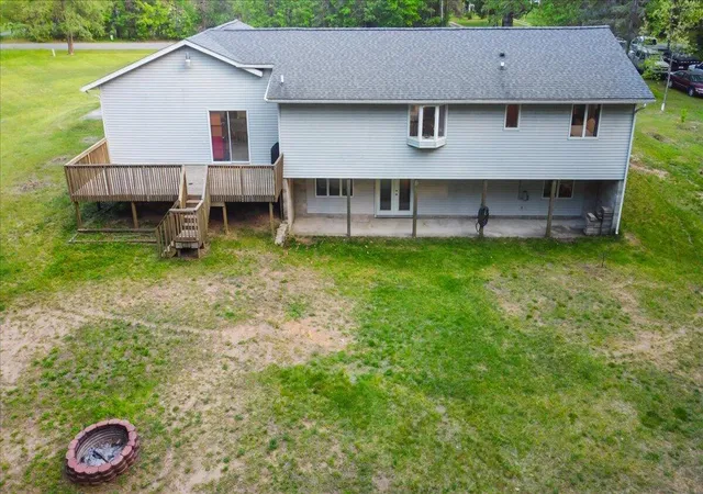 image of 20200 W Lake Montcalm Rd, Howard City, MI 49329 | MLS# 72026025159