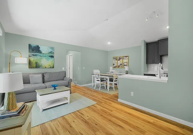 Listing Photo 5 - Condo for sale in building located at 2816 Emerald, Traverse City, MI 49684