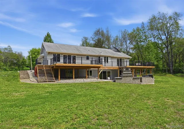 Homes for sale in Dewitt Charter Township Clinton, MI | 13158 Wood Rd, Dewitt Charter Township Clinton, MI 48808 | MLS# 20261038831