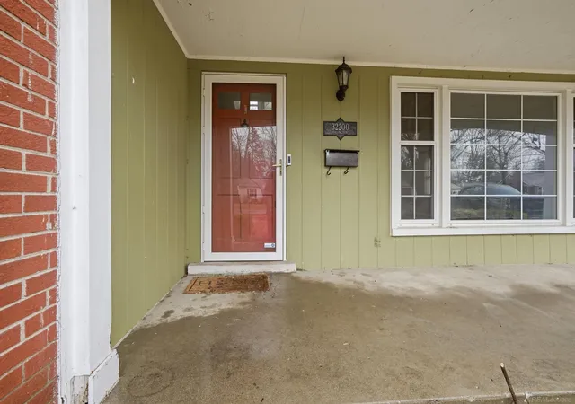 Photo 3 of Single family home for sale at 32200 Arlington Dr, Beverly Hills, MI 48025 | MLS# 58050209177 | Listing updated on 2026-06-10