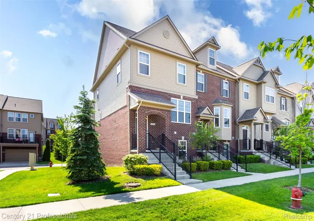 Photo 1 of Condo for sale at 2924 Glenbar Cir, Rochester, MI 48307 | MLS# 20261038847 | Listing updated on 2026-06-14