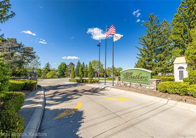 Photo 2 of Condo for sale at 2456 Inglehill Point, Bloomfield Hills, MI 48304 | MLS# 20261038868 | Listing updated on 2026-05-29