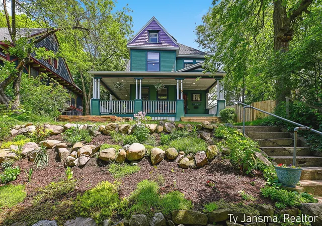 Homes for sale in Grand Rapids City Kent, MI | 624 628 Prospect Ave Se, Grand Rapids City Kent, MI 49503 | MLS# 65026025296