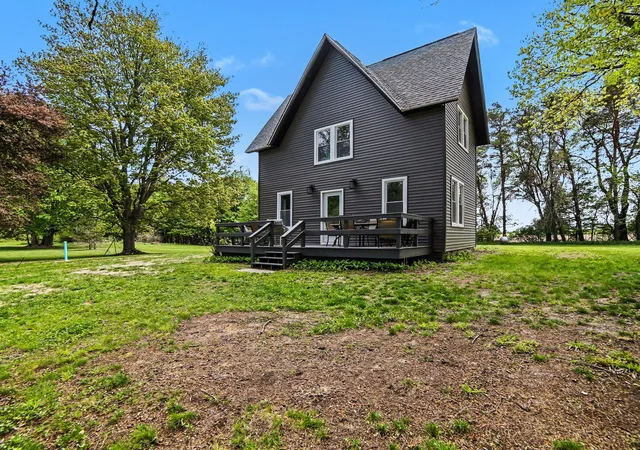 Homes for sale in Montague, MI | 7107 West Webster Rd, Montague, MI 49437 | MLS# 71026025290