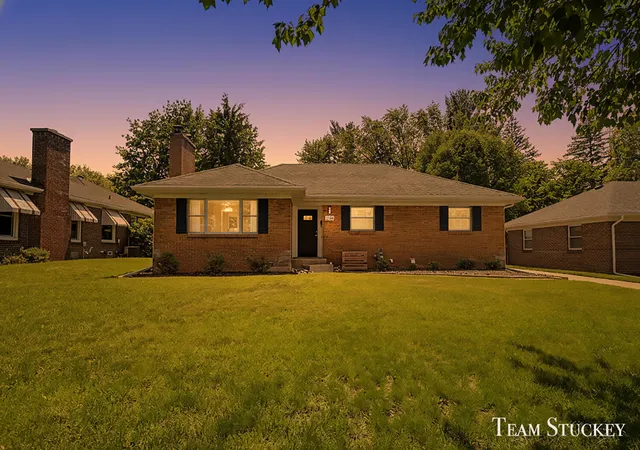 1st image of 216 Boltwood Dr Ne, Grand Rapids, MI 49505 | MLS# 65026025297