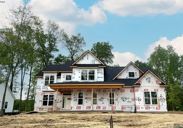 Photo 1 of Sale Pending at 9728 Chalfonte Dr, Brighton, MI 48116 | MLS# 20261038926 | Listing updated on 2026-08-18