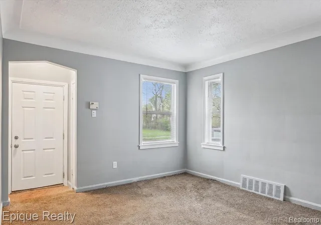 3rd image of 15716 Patton St, Detroit, MI 48223 | MLS# 58050209212