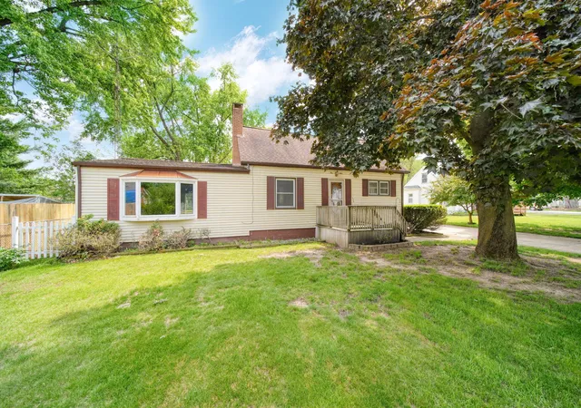 Photo 3 of Single family home for sale at 161 N State St, Michigan Center, MI 49254 | MLS# 55026025309 | Listing updated on 2026-06-02