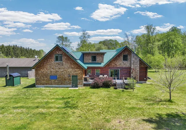 Photo 1 of Single family home for sale at 9330 E 10 1/2 Rd, Manton, MI 49663 | MLS# 78080068884 | Listing updated on 2026-06-04