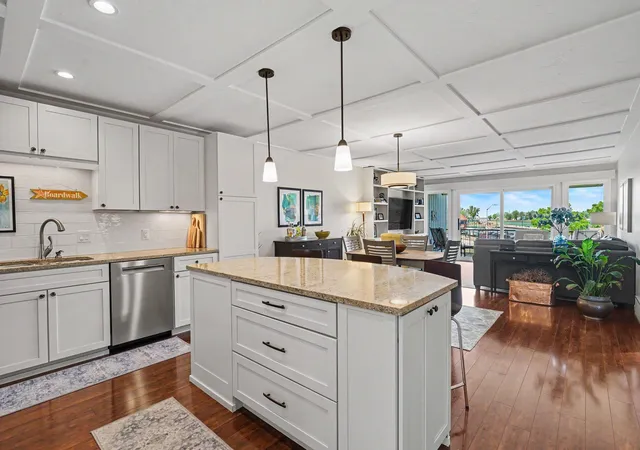 Listing Photo 4 - Condo for sale in building located at 415 Sandpiper Dr, Grand Haven, MI 49417