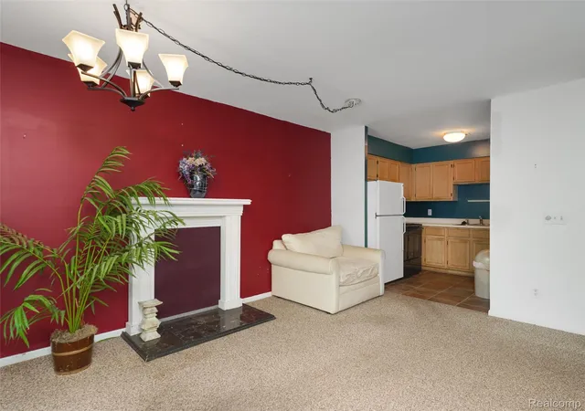 4th image of 1127 S Lake Dr, Oakland, MI 48377