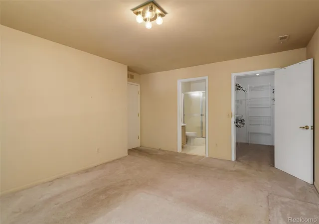 Photo 4 of Condo for sale at 1127 S Lake Dr #206, Novi City Oakland, MI 48377 | MLS# 20261038987 | Listing updated on 2026-09-19