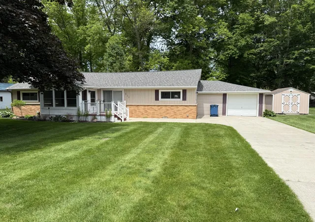 Photo 1 of Single family home for sale at 928 Hummingbird Ln, Quincy, MI 49082 | MLS# 62026025367 | Listing updated on 2026-06-01