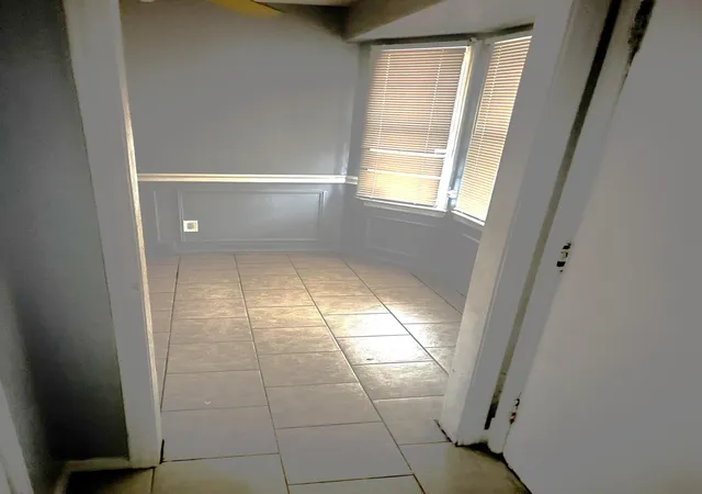 4th image of 15819 Manning St, Detroit, MI 48205 | MLS# 81026025375