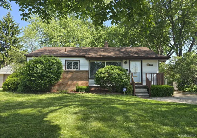 Photo 1 of Sale Pending at 31422 Hazelwood St, Westland, MI 48186 | MLS# 20261039019 | Listing updated on 2026-06-04