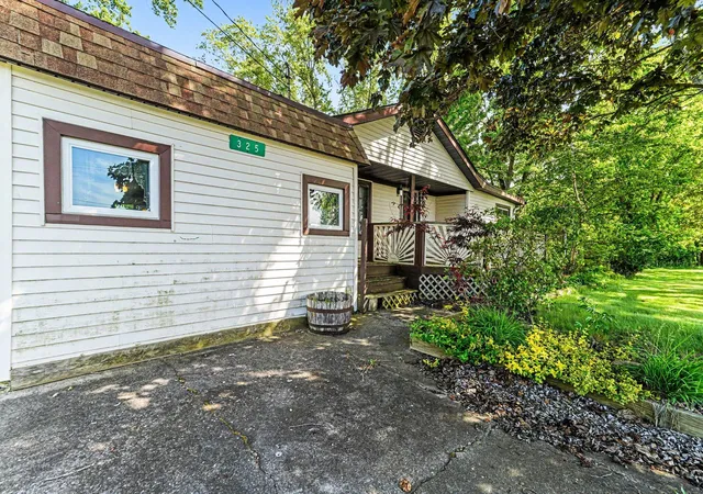 4th image of 325 W Chicago Rd, Coldwater, MI 49036 | MLS# 68026025418