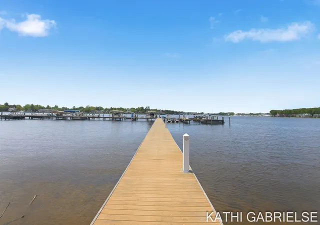 Homes for sale in Spring Lake, MI | 16273 Riverdale Ct, Spring Lake, MI 49456 | MLS# 71026025419