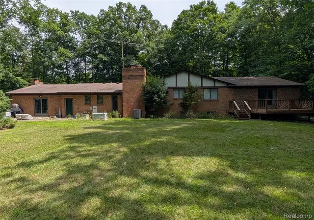 Photo 3 of Single family home for sale at 9345 Weber Rd, Columbus, MI 48063 | MLS# 20261039053 | Listing updated on 2026-09-09