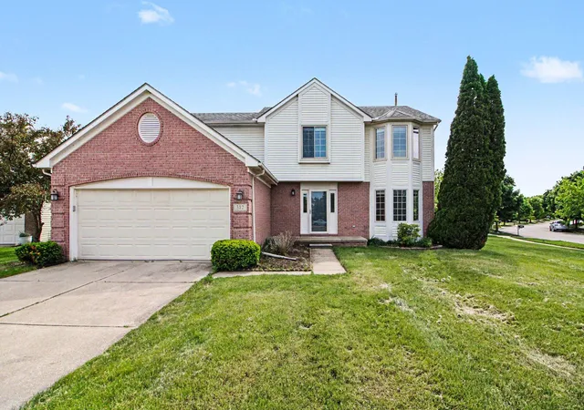 Photo 1 of Single family home for sale at 312 Redrock Ct, Ann Arbor, MI 48103 | MLS# 81026025437 | Listing updated on 2026-09-09