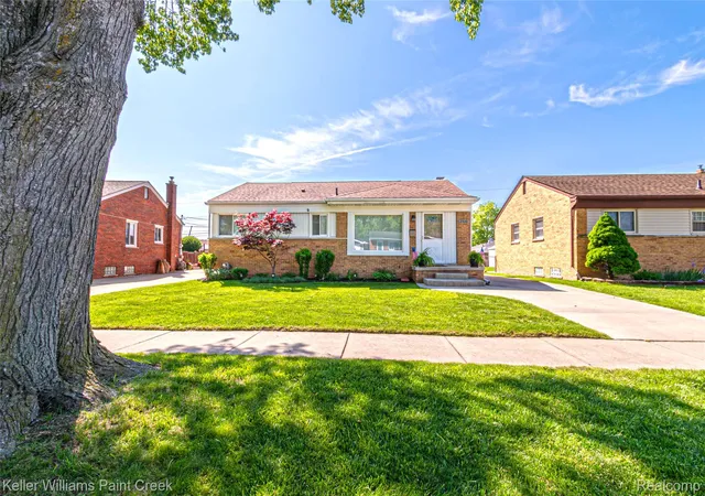 Photo 1 of Single family home for sale at 21530 Willow Wisp St, Saint Clair Shores, MI 48082 | MLS# 20261039075 | Listing updated on 2026-06-14