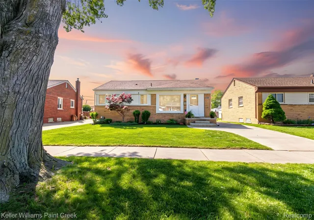Photo 2 of Single family home for sale at 21530 Willow Wisp St, Saint Clair Shores, MI 48082 | MLS# 20261039075 | Listing updated on 2026-06-14