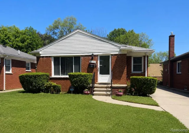 Photo 1 of Single family home for sale at 8460 Riverview St, Dearborn Heights, MI 48127 | MLS# 20261039077 | Listing updated on 2026-08-01