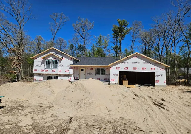 Homes for sale in Dalton Township Muskegon, MI | 6784 Staple Rd, Dalton Township Muskegon, MI 49457 | MLS# 71026025461