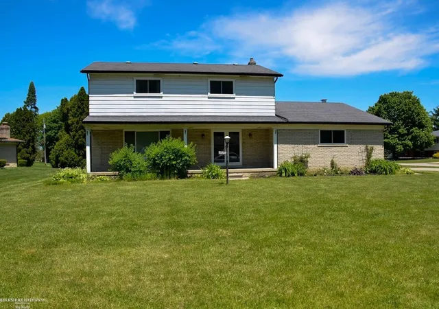 Photo 1 of Sale Pending at 50508 W Shamrock St, Chesterfield, MI 48047 | MLS# 58050209292 | Listing updated on 2026-06-05