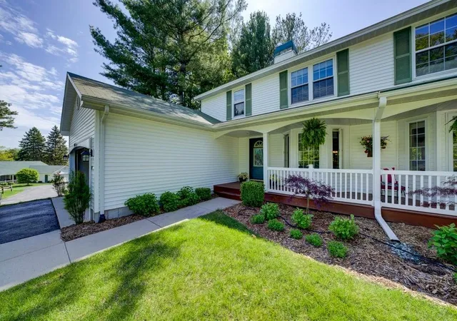 Photo 2 of Condo for sale at 5452 Millbrook Dr, Williamsburg, MI 49690 | MLS# 78080068911 | Listing updated on 2026-09-09