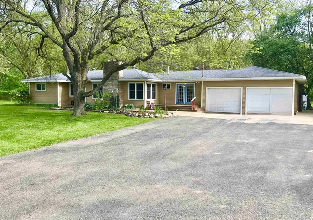 1st image of 700 & 702 E Remus Rd, Union Charter Township Isabella, MI 48858 | MLS# 79080068914