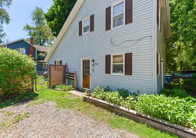 Homes for sale in Clinton, MI | 246 Washington St, Clinton, MI 49236 | MLS# 81026025473