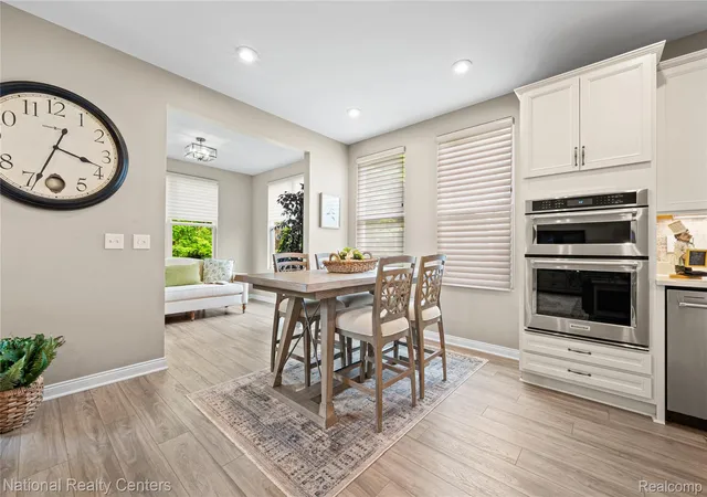Listing Photo 5 - Condo for sale in building located at 48796 Windfall Rd, Novi, MI 48374