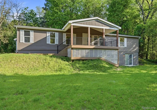 Photo 1 of Sale Pending at 3432 Stanton Rd, Oxford, MI 48371 | MLS# 20261039138 | Listing updated on 2026-06-09