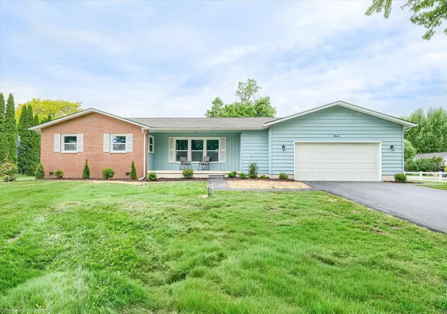 Photo 2 of Single family home for sale at 2049 Belle Meade Dr, Davison, MI 48423 | MLS# 5050209320 | Listing updated on 2026-06-10