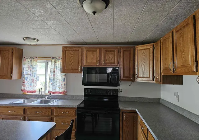 Photo 3 of Single family home for sale at 4733 Zella Dr, Hale, MI 48739 | MLS# 77080068930 | Listing updated on 2026-06-02