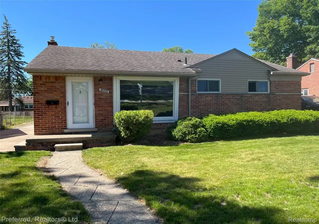 Photo 1 of Single family home for sale at 31221 Westfield St, Livonia, MI 48150 | MLS# 20261039178 | Listing updated on 2026-06-03