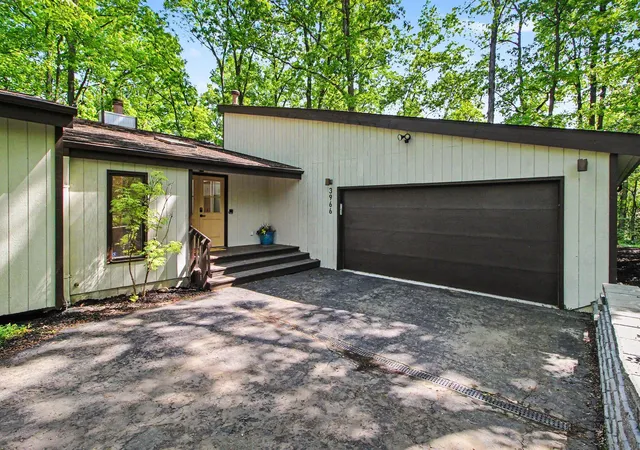 Photo 2 of Single family home for sale at 3966 Penberton Dr, Ann Arbor, MI 48105 | MLS# 81026025543 | Listing updated on 2026-06-09