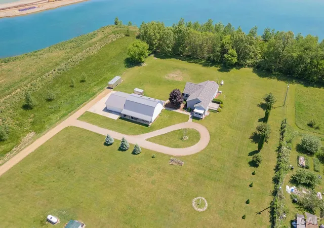 Photo 3 of Single family home for sale at 11143 Bibbins Rd, Horton, MI 49246 | MLS# 56050209338 | Listing updated on 2026-06-02