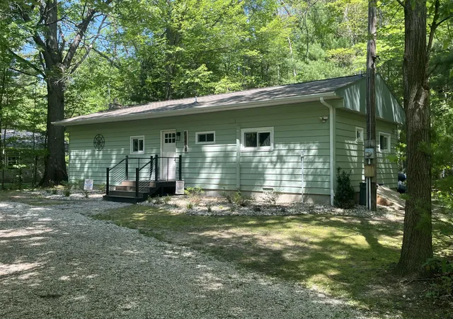 Photo 1 of Sale Pending at 8417 W Shore Dr, Grand Junction, MI 49056 | MLS# 71026025567 | Listing updated on 2026-07-15