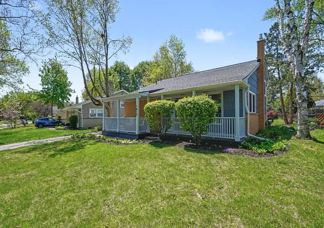 Photo 3 of Single family home for sale at 1615 Saunders Crescent, Ann Arbor, MI 48103 | MLS# 81026025576 | Listing updated on 2026-06-04