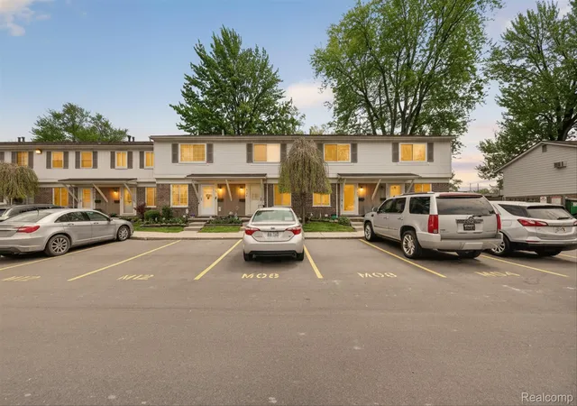 Homes for sale in Harrison Township, MI | 39700 Manor Dr #10, Harrison Township, MI 48045 | MLS# 20261039222