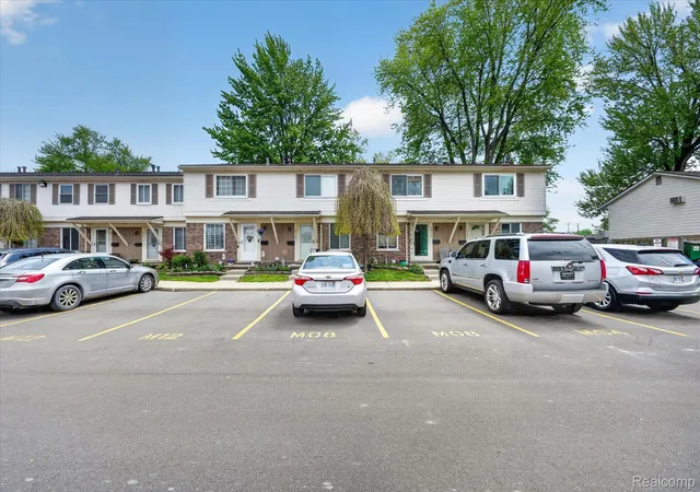 Homes for sale in Harrison Township, MI | 39700 Manor Dr #10, Harrison Township, MI 48045 | MLS# 20261039222