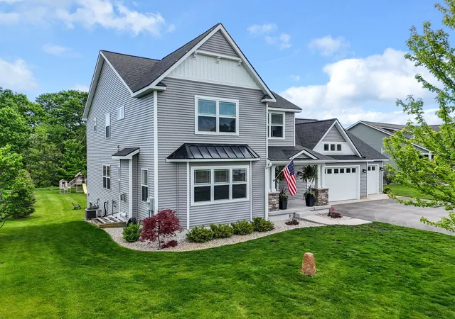 Photo 2 of Single family home for sale at 3530 Angling Way, Traverse City, MI 49685 | MLS# 78080068941 | Listing updated on 2026-05-31
