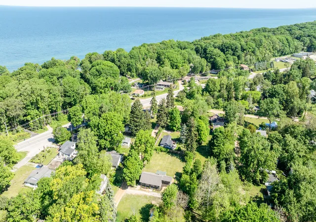 Homes for sale in Hagar Township Berrien, MI | 6027 Superior St, Hagar Township Berrien, MI 49038 | MLS# 69026025580