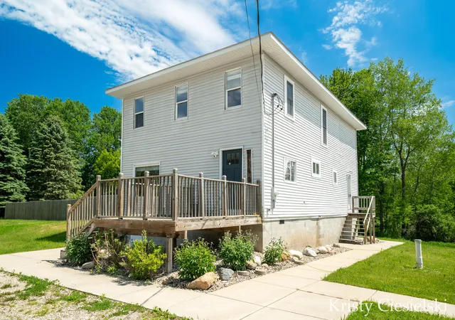 4th image of 2162 S Stone Rd, Fremont, MI 49412 | MLS# 65026025581