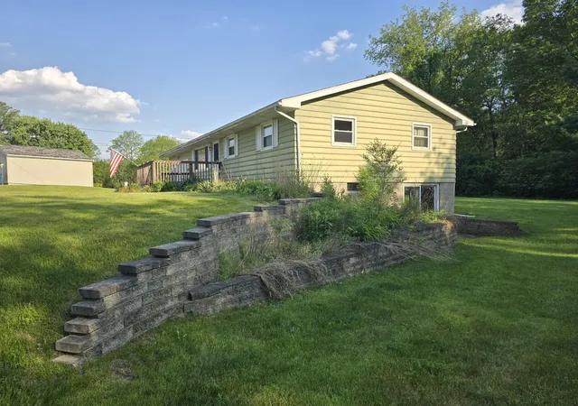 Photo 4 of Single family home for sale at 27 Ashley Ct, Battle Creek, MI 49014 | MLS# 68026025582 | Listing updated on 2026-06-02
